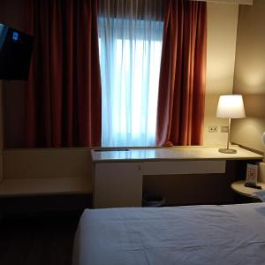 Basic Double Room