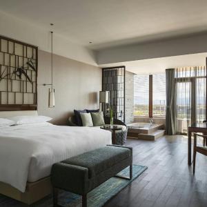 Executive King Room