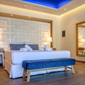 Junior Suite with Private Pool