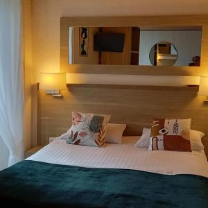 Triple Room with Sea View
