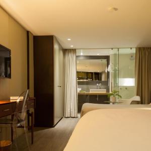 Executive Twin Suite