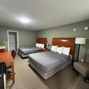 Queen Room with Two Queen Beds