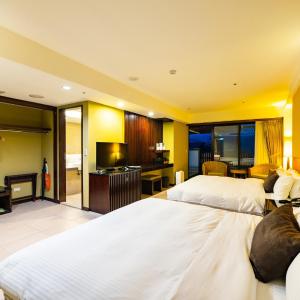 Japanese-Style Quadruple Room