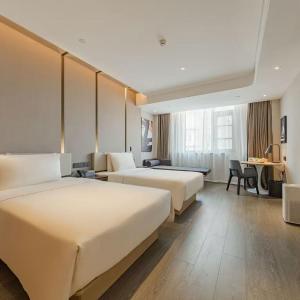 Premier Twin Room