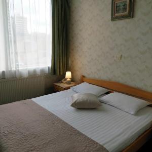 Double Room with Free Parking