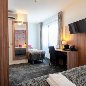 Comfort Triple Room