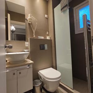 2nd Floor Triple Deluxe (With Balcony)