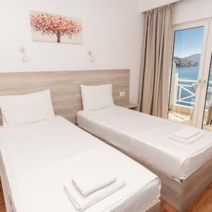 Twin Room with Sea View