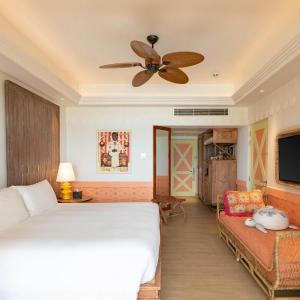 Two-Bedroom Family Beach Room with Pool