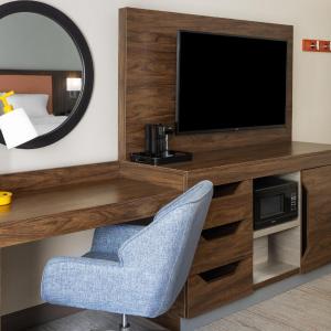 King Room with Sofa Bed - Non-Smoking