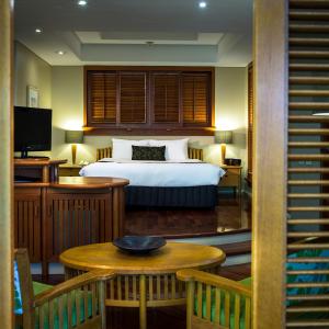 Deluxe King Suite