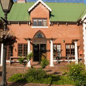 hotelImage