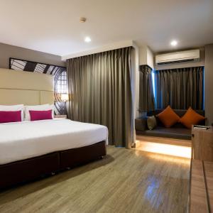 Deluxe Double Room with Bath
