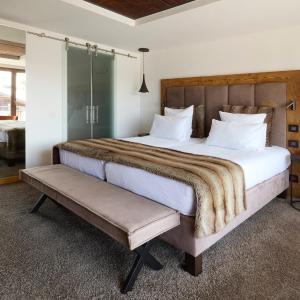 Two Connecting Double Rooms