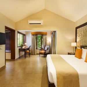 Premium Cottage King Bed River View