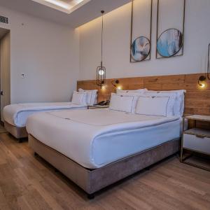 Superior Room with Side Sea View