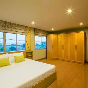 Executive One-Bedroom