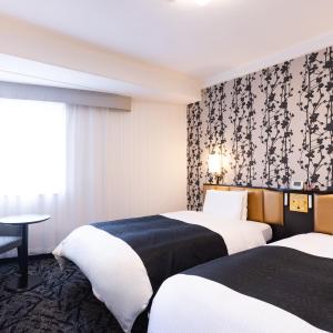 Twin Room - Breakfast Included - Non-Smoking