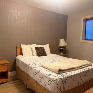 Deluxe King Suite