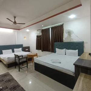 Deluxe Quadruple Room