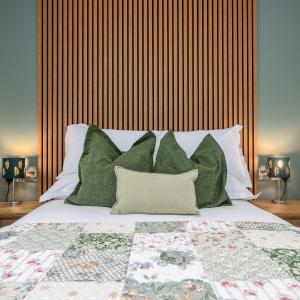 Deluxe Double Room with Shower