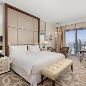 Deluxe King Room with View