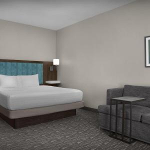 King Room - Mobility/Hearing Accessible - Non-Smoking