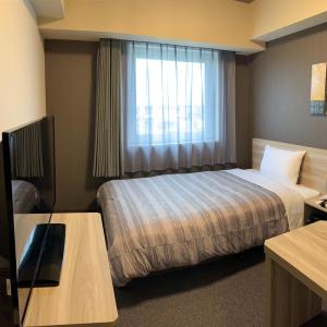 Single Room - Non-Smoking - With Smoking Area on the Floor