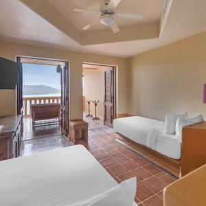 Two-Bedroom King Suite with One Twin and One Double Bed - Ocean View