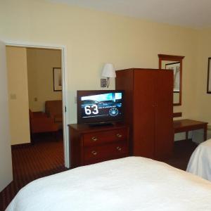 Double Suite with Two Double Beds - Non-Smoking