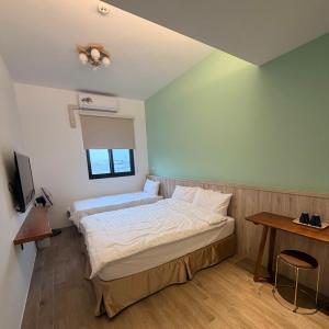 Triple Room with Private Bathroom