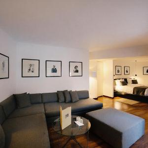 Senior Suite