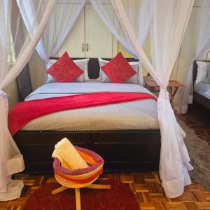 Deluxe Double Room (2 Adults + 1 Child)