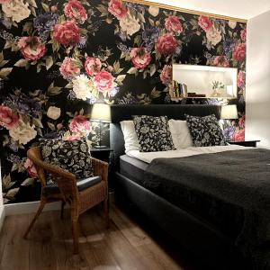 Quadruple Room with Private Bathroom