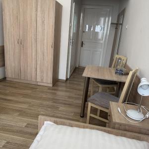 Twin Room with Private Bathroom