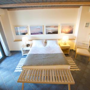  Studio (2 Adults)