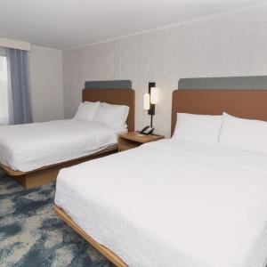 Room with Two Queen Beds - Non-Smoking
