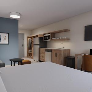 King Studio Suite with Bath Tub - Mobility Accessible