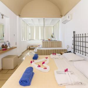 Maisonette with Indoor Hot Tub 