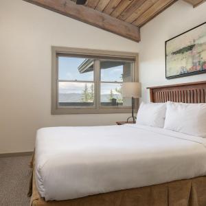 Top of the Village - Slope 408