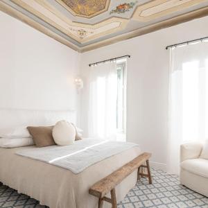 Junior Suite with Garden View