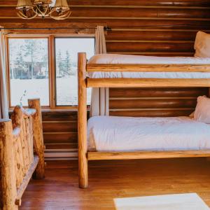 Four-Bedroom Cabin
