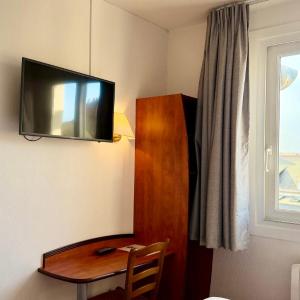 Standard Double Room - Port View