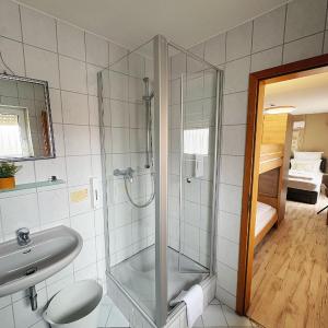 Quadruple Room with Private Bathroom