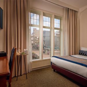 Single room Canal View