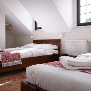 Basic Triple Room