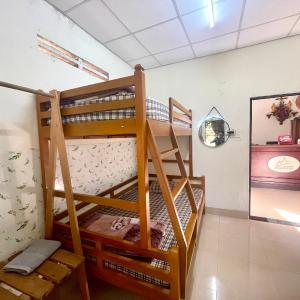 Economy Single Room