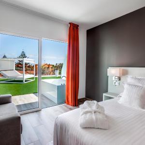 Deluxe Double Room with Spa Bath 