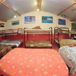 Family Room for 21 People Madriguera