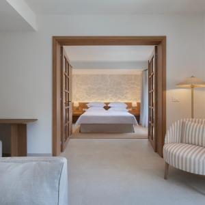 Junior Suite with Balcony